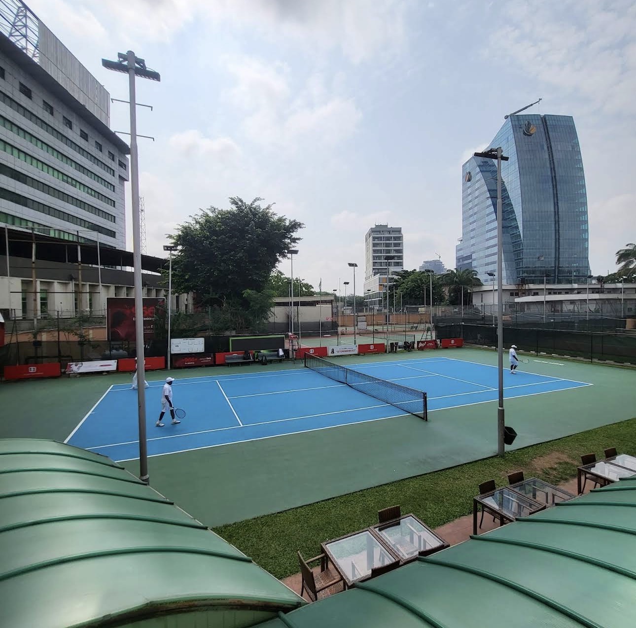 Monaliza Tennis Club seating